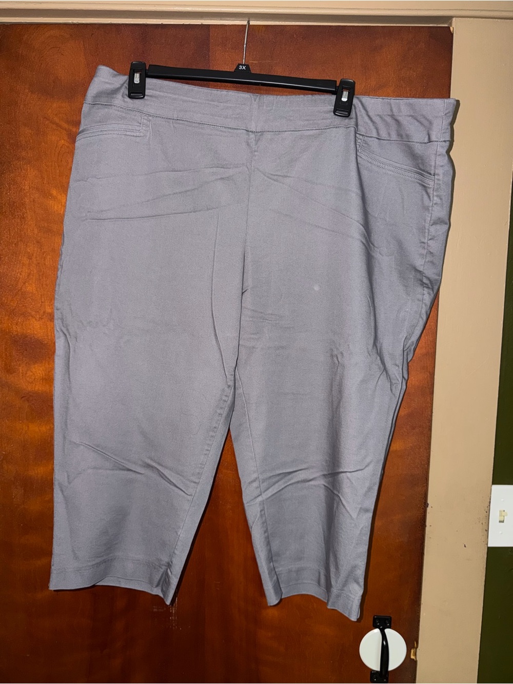 croft & barrow Light Gray Pull-On Capri slacks
